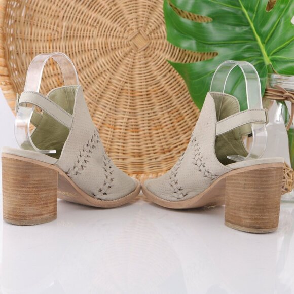 Rebels Womens Rayna Sandal Size 7 Beige Gray Suede Block Heel Open Toe Bootie - Picture 6 of 12